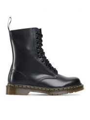 Dr. Martens Glany 1490 Smooth 11857001 Czarny. Czarne trapery Dr. Martens, ze skóry, bez zapięcia. Za 669.99 zł.