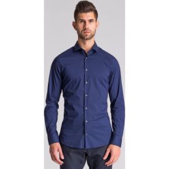 Granatowo-czarna koszula Earl 1 w drobną kratkę. Niebieskie koszule Joop! Collection, m, bez wzorów, bez kołnierzyka, bez ramiączek. Za 159.60 zł.