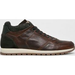 Bullboxer - Buty. Niebieskie buty sportowe casual Bullboxer, bez wzorów, z materiału, bez zapięcia. W wyprzedaży za 219.90 zł.