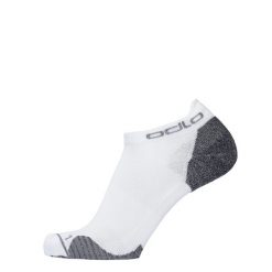 Skarpety do biegania dla dorosłych Odlo Socks short Ceramicool RUN. Czarne skarpety ODLO, bez wzorów. Za 76.26 zł.