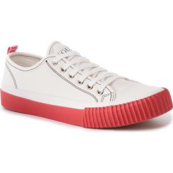 Trampki GUESS - Malibu FM6MAL FAB12 WHITE. Trampki marki Guess. Za 369.00 zł.