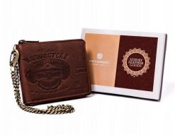 Portfel skórzany z łańcuchem Peterson brązowy [DH] Portfel męski skórzany PTN N992C-03-HWM-. Brązowe portfele Peterson, bez wzorów, ze skóry. Za 97.99 zł.