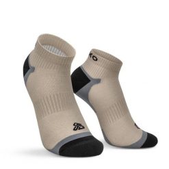 Krótkie skarpety trekkingowo-turystyczne inisex Kadishi. Brązowe skarpety SIROKO, bez wzorów. Za 41.00 zł.