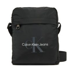 Saszetka Calvin Klein Jeans. Czarne saszetki i nerki Calvin Klein Jeans, bez wzorów, z jeansu. Za 149.99 zł.