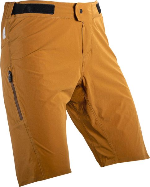 Spodenki rowerowe (+spodenki kolarskie z pampersem w zestawie) LEATT Shorts MTB. Brązowe spodenki rowerowe LEATT, l, bez wzorów, z tkaniny, rowerowe. Za 296.65 zł.