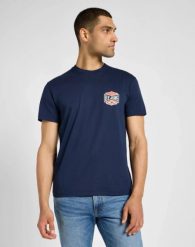 MESKA KOSZULKA LEE SS RELAXED TEE MOOD INDIGO 112355599. Niebieskie t-shirty Lee, l, bez wzorów, bez kołnierzyka, bez ramiączek. Za 79.99 zł.