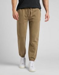 LEE SWEAT PANT MĘSKIE SPODNIE DRESOWE DRESY AMMONITE L74LTJ85 112322424. Spodnie materiałowe Lee, l, bez wzorów, z dresówki. Za 209.99 zł.
