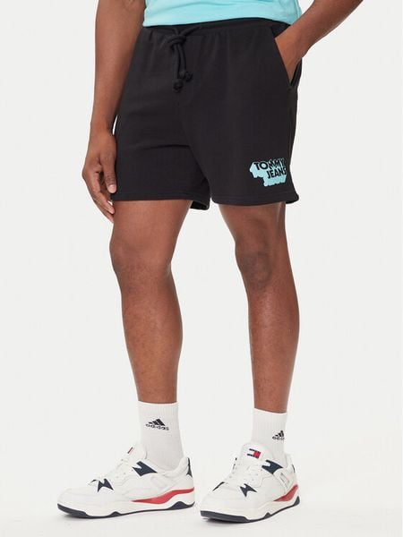 Tommy Jeans Szorty sportowe Stack Logo DM0DM21803 Czarny Relaxed Fit. Czarne krótkie spodenki sportowe Tommy Jeans, m, bez wzorów, z bawełny. Za 196.99 zł.
