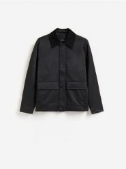 Kurtka z kołnierzem - czarny. Czarne kurtki Reserved, l, bez wzorów, z bawełny, bez kaptura. Za 229.99 zł.