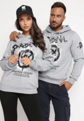 Jasnoszara Bluza z Nadrukiem i Kapturem Caladara. Szare bluzy Born2be, m, bez wzorów, z dzianiny, z kapturem. W wyprzedaży za 67.99 zł.