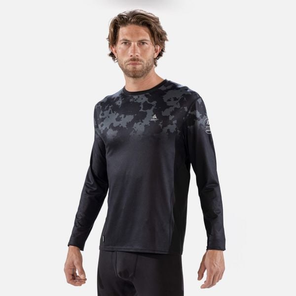 Koszulka termoaktywna Męska SURFANIC SWU1601. Czarne bielizna termoaktywna SURFANIC, na zimę, m, bez wzorów, bez ramiączek, narciarskie. Za 169.99 zł.