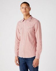 WRANGLER LS WESTERN SHIRT MĘSKA KOSZULA W KRATĘ DŁUGI RĘKAW ETRUSCAN RED W5C2CIR11 112146107. Czerwone koszule Wrangler, m, bez wzorów, bez kołnierzyka, bez ramiączek. Za 139.99 zł.
