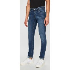 Jack & Jones - Jeansy. Niebieskie jeansy Jack & Jones, z obniżonym stanem. Za 169.90 zł.