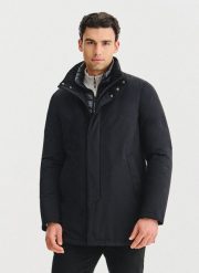 PAKO LORENTE - Czarna kurtka z odpinanym kołnierzem. Czarne kurtki Pako Lorente, na jesień, m, bez wzorów, bez kaptura. Za 349.99 zł.