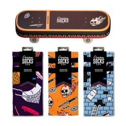 Skarpetki American Socks Skateboard Zestaw Prezentowy. Niebieskie skarpety AMERICAN SOCKS, bez wzorów. Za 249.57 zł.