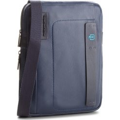 Saszetka PIQUADRO - CA3228P15/N Blu3. Saszetki i nerki marki Piquadro. W wyprzedaży za 539.00 zł.