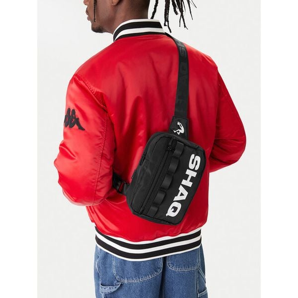 Saszetka SHAQ. Czarne saszetki i nerki Shaq, bez wzorów, małe, bez dodatków. Za 59.99 zł.