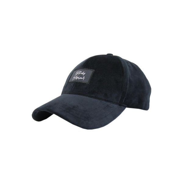 Aksamitna czapka Kentucky. Czarne czapki z daszkiem KENTUCKY HORSEWEAR, bez wzorów, z weluru. Za 177.50 zł.