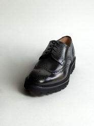 MELVIN & HAMILTON Skórzane trzewiki "Matthew 33" w kolorze czarnym rozmiar: 42. Czarne botki sznurowane Melvin & Hamilton, bez wzorów, bez obcasa, bez zapięcia. Za 491.99 zł.