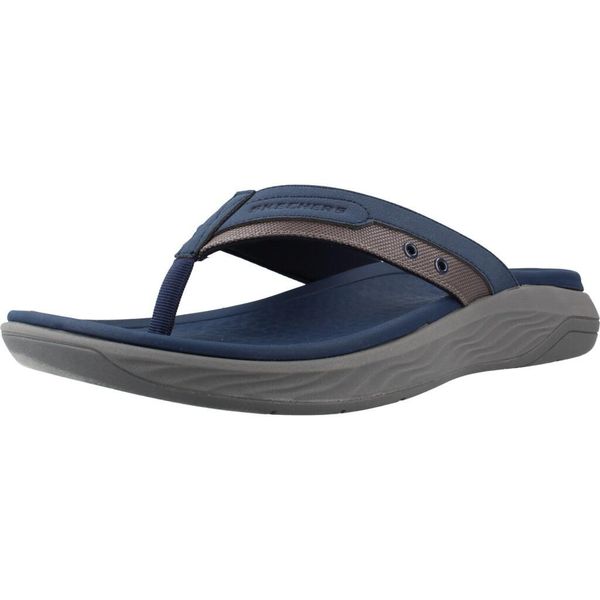 Sandały SKECHERS 205362S Niebieski. Niebieskie sandały Skechers, z syntetyku, bez zapięcia. Za 132.99 zł.