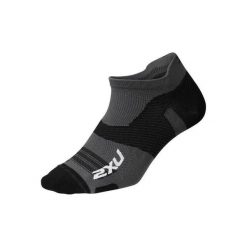 Niewidzialne skarpety 2XU Vectr Ultralight. Czarne skarpety 2XU, bez wzorów, z lycry. Za 151.50 zł.