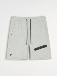 Szorty - szary. Szare krótkie spodenki sportowe Sinsay, l, bez wzorów. W wyprzedaży za 25.99 zł.
