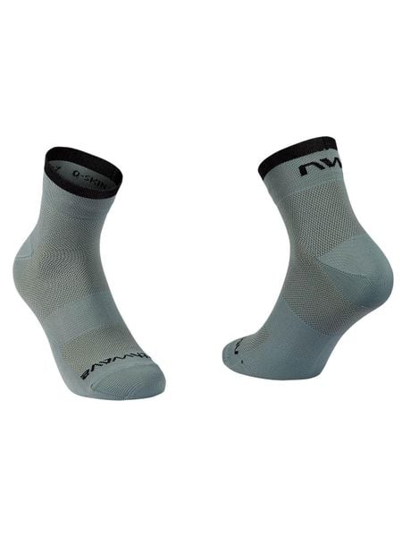 Skarpety rowerowe NORTHWAVE Origin Sock. Szare skarpety Northwave, bez wzorów. Za 62.99 zł.