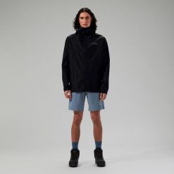 Kurtka przeciwdeszczowa męska Berghaus Deluge Pro 3.0. Czarne kurtki Berghaus, l, bez wzorów, bez kaptura. Za 459.99 zł.