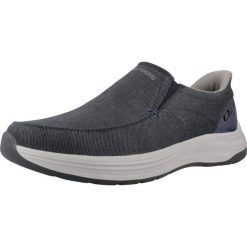 Buty SKECHERS SLIP-INS DECKLAN GULLIVER Niebieski. Niebieskie buty turystyczne Skechers, bez wzorów, z tkaniny, bez zapięcia, trekkingowe, skechers sport. Za 364.99 zł.