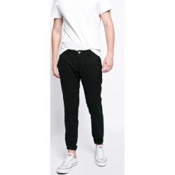 Camel Active - Spodnie. Spodnie materiałowe marki Camel Active. W wyprzedaży za 249.90 zł.