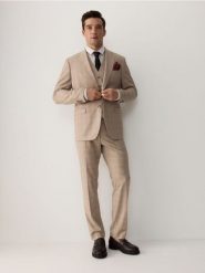 Marynarka slim fit z wiskozą - beżowy. Brązowe garnitury Reserved, bez wzorów, z tkaniny. Za 359.99 zł.
