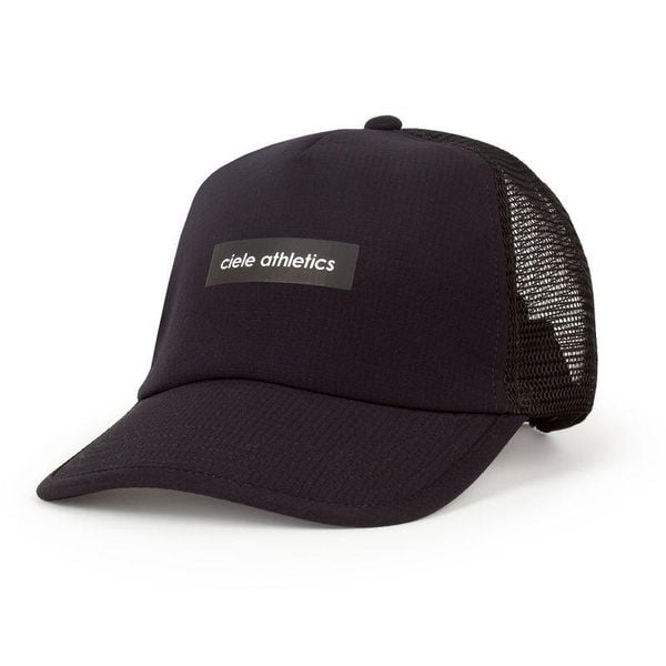 Biegowa czapka z daszkiem TRLCapSC Field Iconic Bar Ciele Athletics. Czarne czapki z daszkiem CIELE ATHLETICS, bez wzorów. Za 209.00 zł.