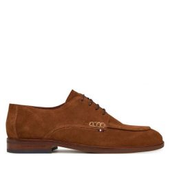Półbuty Tommy Hilfiger. Brązowe eleganckie półbuty Tommy Hilfiger, bez wzorów, bez obcasa, bez zapięcia. Za 399.99 zł.