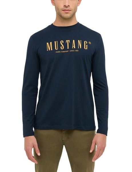 Męski Longsleeve Mustang Style Asheville Dark Sapphire 1016873 4136. Niebieskie bluzki z długim rękawem Mustang, m, bez wzorów, bez kołnierzyka, bez ramiączek. Za 109.99 zł.