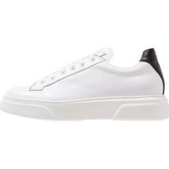 Camerlengo LAST Sneakersy niskie bianco/nero. Buty sportowe casual marki Camerlengo. Za 1,089.00 zł.