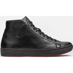 Czarne trampki męskie. Buty sportowe casual marki Kazar. Za 499.00 zł.