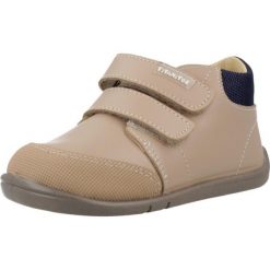 Buty TITANITOS B500 RAUL Jasnobrązowy. Brązowe buty turystyczne TITANITOS, bez wzorów, ze skóry, bez zapięcia, trekkingowe. Za 209.99 zł.