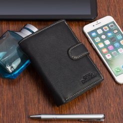 Portfel skórzany Beltimore czarny RFiD I42. Czarne portfele bez wzorów. Za 65.99 zł.