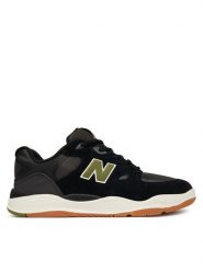 New Balance Sneakersy UN1010A Czarny. Czarne buty sportowe casual New Balance, bez wzorów, ze skóry, bez zapięcia. Za 489.99 zł.