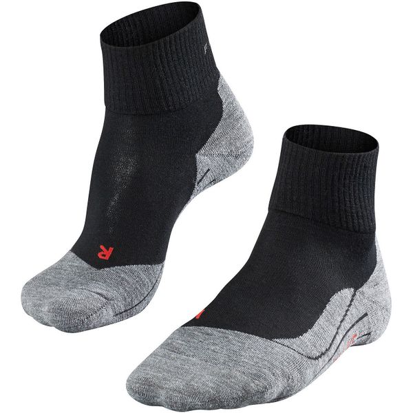 Skarpetki Falke TK5 Short. Czarne skarpety Falke, bez wzorów, z poliamidu. Za 156.50 zł.
