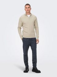 ONLY & SONS Sweter w kolorze beżowym rozmiar: L. Brązowe swetry nierozpinane Only & Sons, l, bez wzorów, bez kołnierzyka, bez ramiączek. Za 131.74 zł.