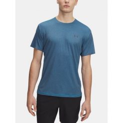 T-Shirt Męski Under Armour Koszulka Męska Sportowa. Niebieskie t-shirty sportowe Under Armour, bez wzorów, bez ramiączek, na fitness i siłownię. W wyprzedaży za 197.56 zł.