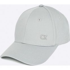 Calvin Klein Jeans - Czapka. Czapki z daszkiem Calvin Klein Jeans. Za 129.90 zł.