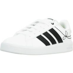 Buty ADIDAS KH9783 GRAND COURT 3.0 GIR Biały. Białe buty turystyczne Adidas, bez wzorów, z syntetyku, bez zapięcia, na fitness i siłownię. Za 214.50 zł.