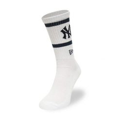 Skarpetki New York Yankees Premium. Białe skarpety New Era, bez wzorów, z bawełny. Za 73.15 zł.
