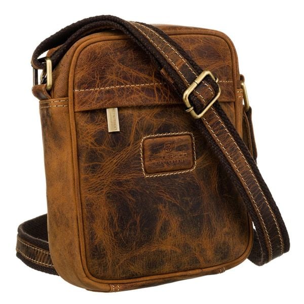 Męska torba na ramię z naturalnej skóry vintage - Peterson. Brązowe torby na ramię Peterson, bez wzorów, ze skóry, na ramię, bez dodatków. Za 163.99 zł.