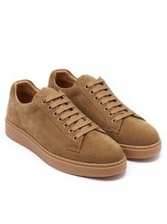 British Passport Skórzane sneakersy w kolorze jasnobrązowym rozmiar: 43. Brązowe buty sportowe casual British Passport, bez wzorów, bez zapięcia. Za 318.47 zł.