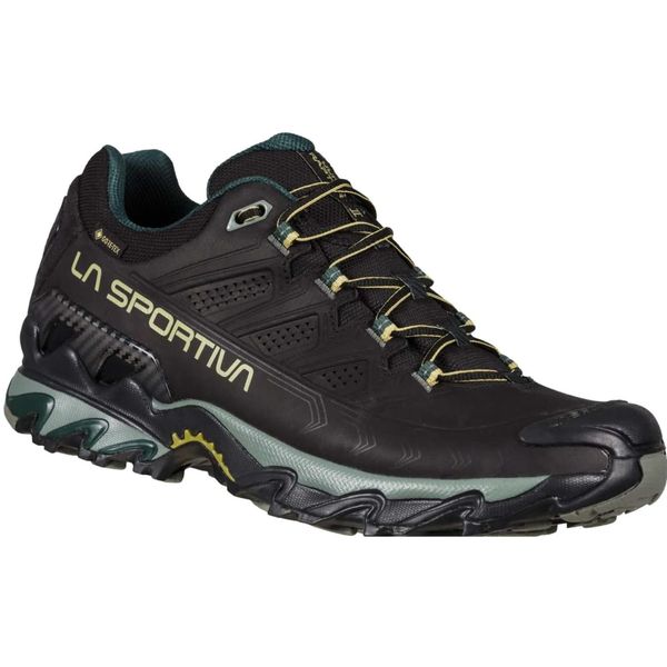 Buty La Sportiva Ultra Raptor II Leather GTX. Brązowe buty turystyczne La Sportiva, bez wzorów, z gore-texu, bez zapięcia, trekkingowe, gore-tex. Za 699.99 zł.