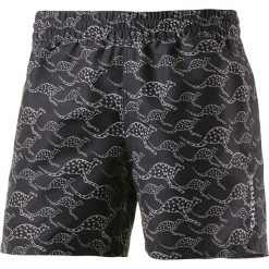 Szorty kąpielowe w kolorze antracytowym. Klapki marki Swimwear. W wyprzedaży za 121.95 zł.