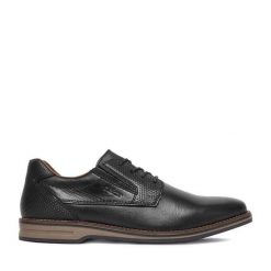 Półbuty Rieker. Czarne eleganckie półbuty Rieker, bez wzorów, bez obcasa, bez zapięcia. Za 449.99 zł.